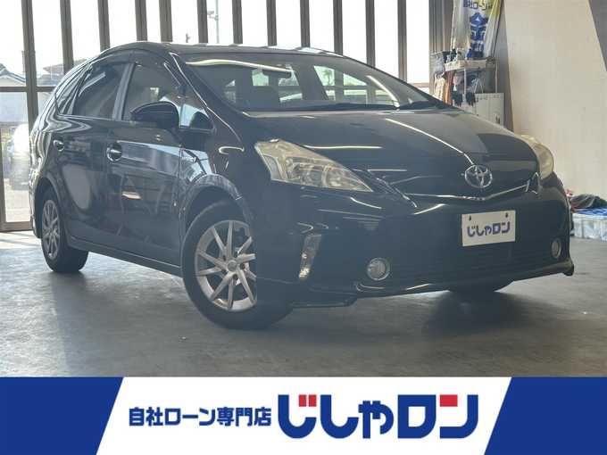 新着情報“プリウスαS チューン ブラック”2013年式ブラック入荷しました！