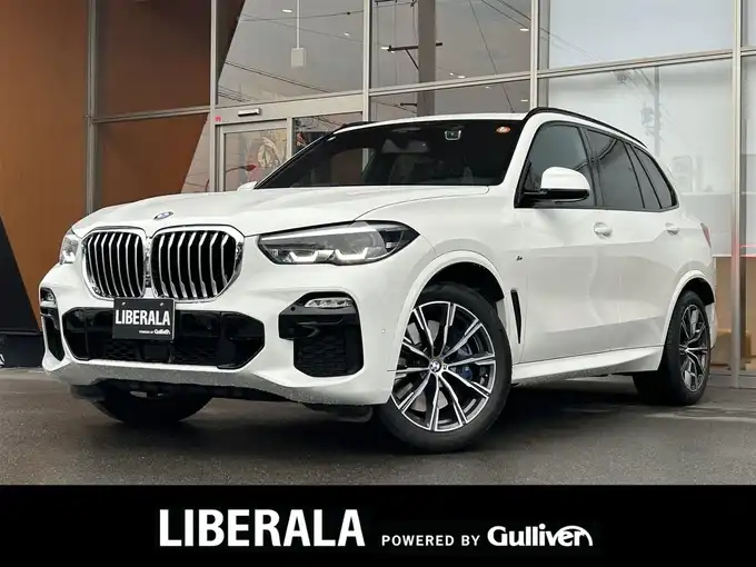 新着情報“Ｘ５xDrive 35d Mスポーツ”2020年式アルピンホワイトⅢ入荷しました！