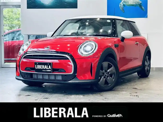 新着情報“ＭＩＮＩクーパーD エッセンシャル・トリム”2023年式チリ・レッド入荷しました！