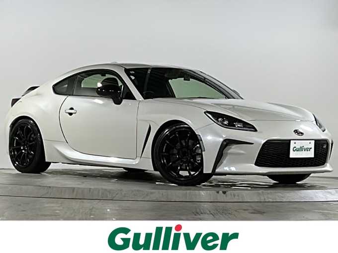 新着情報“ＧＲ８６SZ”2022年式クリスタルホワイトパール入荷しました！