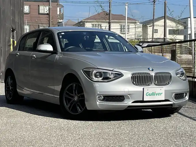 新着情報“１シリーズ116i スタイル”2015年式グレイシャーシルバー入荷しました！