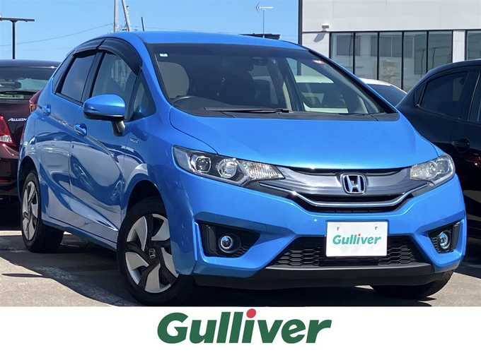 新着情報“フィットハイブリッドハイブリッド・Fパッケージ”2014年式ビビットスカイブルーP入荷しました！