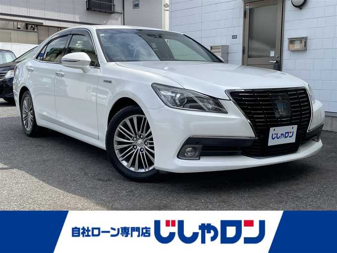 新着情報“クラウンハイブリッドロイヤルサルーン ブラックスタイル”2014年式ホワイトパールクリスタルシャイン入荷しました！