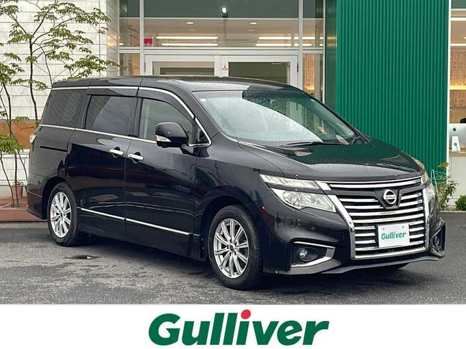 新着情報“エルグランド250ハイウェイスタープレミアム”2014年式ファントムブラック入荷しました！