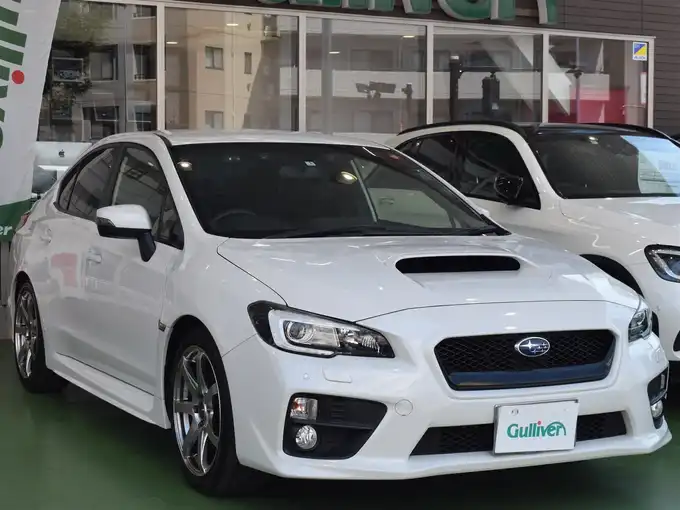 新着情報“ＷＲＸ Ｓ４2．0GT アイサイト”2015年式クリスタルホワイトP入荷しました！