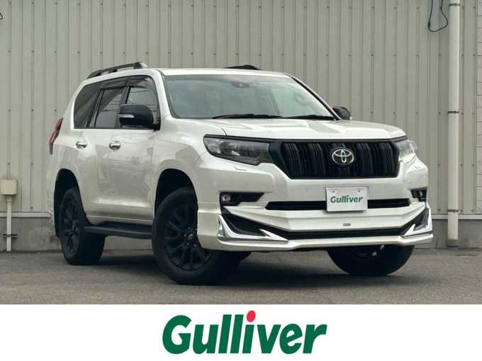 新着情報“ランドクルーザープラドTX Lパッケージ マットブラックエディション”2023年式ホワイトパールクリスタルシャイン入荷しました！