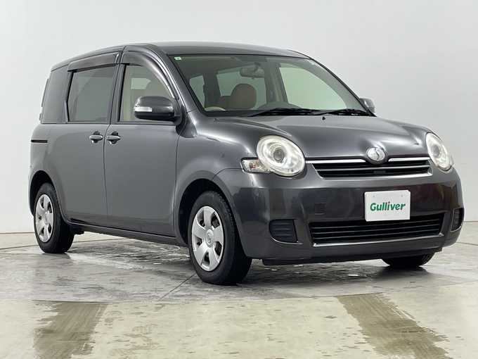 新着情報“シエンタG”2015年式グレーメタリック入荷しました！