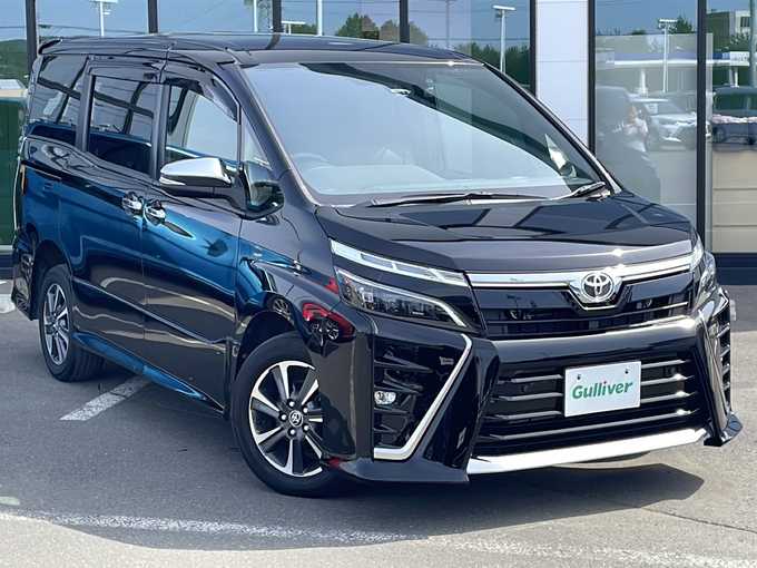 新着情報“ヴォクシーZS 煌Ⅲ”2021年式ブラック入荷しました！
