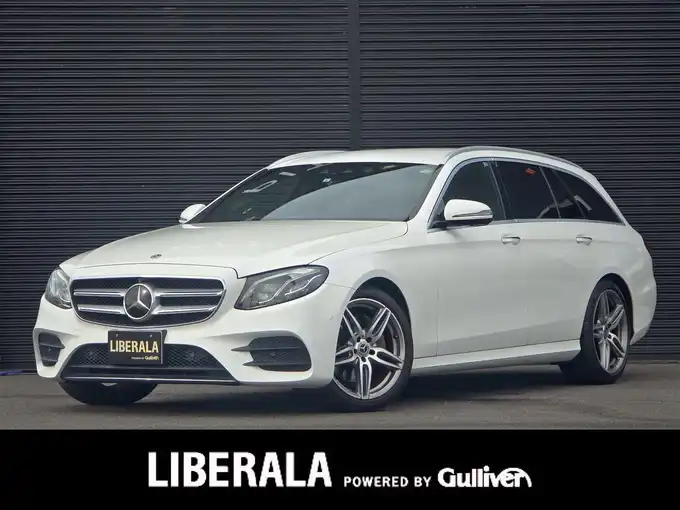 新着情報“ＥクラスステーションワゴンE220d ステーションワゴン アバンギャルド スポーツ”2017年式ポーラホワイト入荷しました！