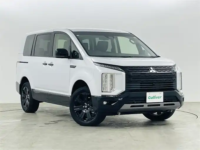 新着情報“デリカＤ：５シャモニー（電動サイドステップ装着車）”2025年式ホワイトダイヤモンド入荷しました！