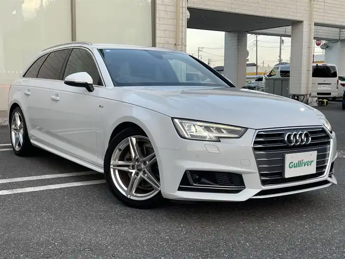 新着情報“Ａ４アバント2．0TFSIスポーツ”2016年式アイビスホワイト入荷しました！