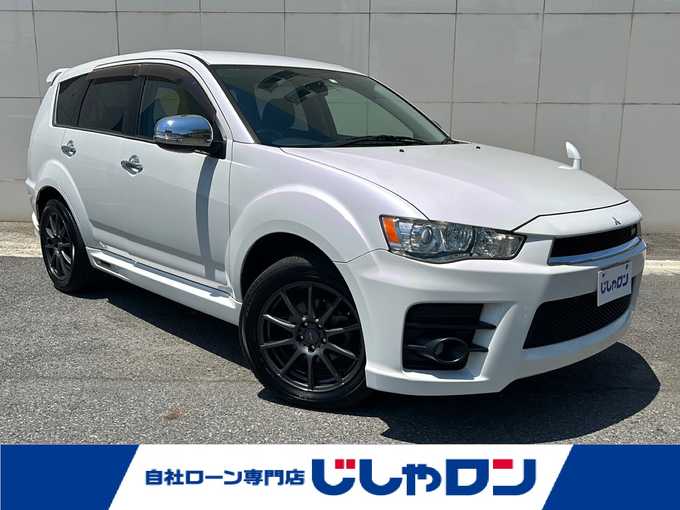 新着情報“アウトランダーローデスト24G”2011年式シルキーホワイト入荷しました！