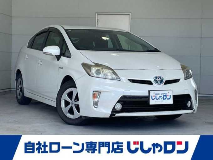 新着情報“プリウスS”2012年式ホワイトパールクリスタルシャイン入荷しました！