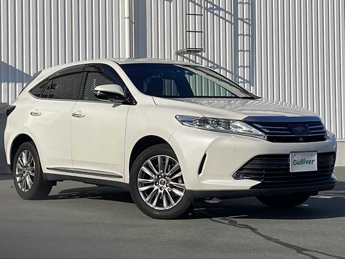 新着情報“ハリアープログレス”2019年式ホワイトパールクリスタルシャイン入荷しました！