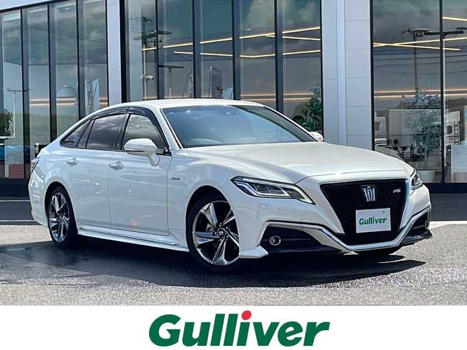 新着情報“クラウンハイブリッドRSアドバンス”2018年式ホワイトパールクリスタルシャイン入荷しました！