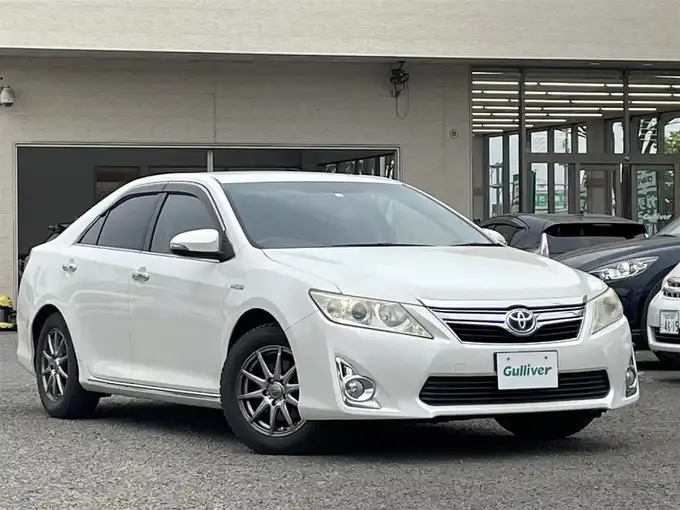 新着情報“カムリハイブリッド Gパッケージ”2012年式ホワイトパールクリスタルシャイン入荷しました！