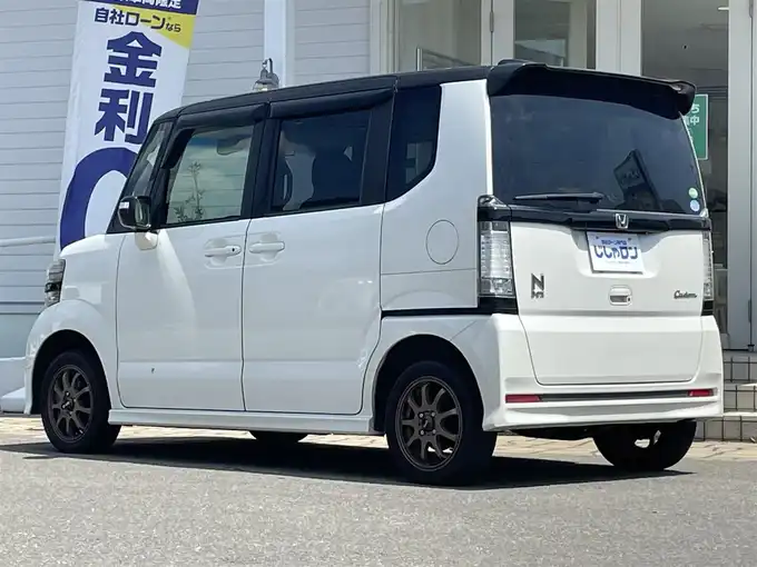 車両画像03