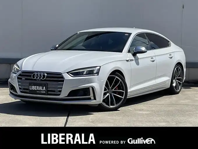 新着情報“Ｓ５スポーツバックベースグレード”2018年式白入荷しました！