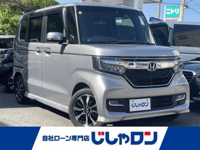 新着情報“Ｎ－ＢＯＸカスタムG・Lホンダセンシング”2018年式ルナシルバーM入荷しました！
