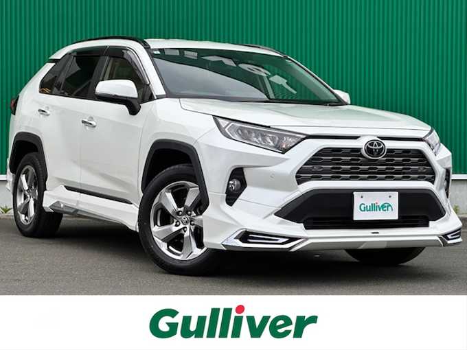 新着情報“ＲＡＶ４G”2021年式ホワイトパールクリスタルシャイン入荷しました！