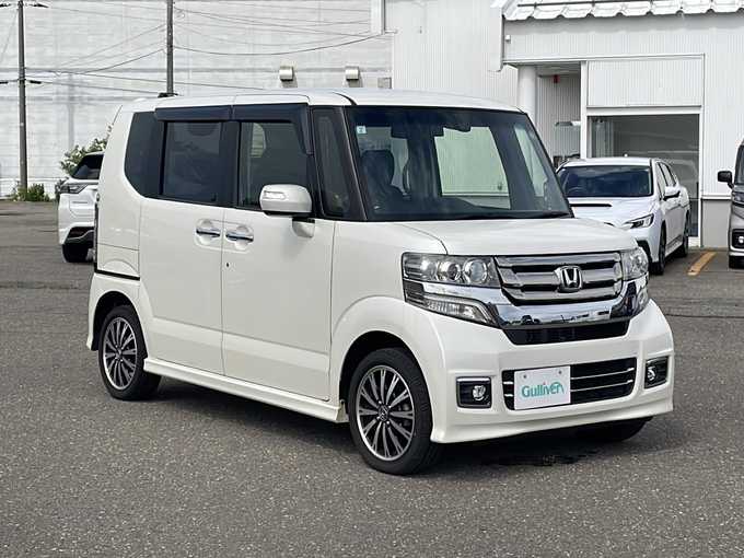 新着情報“Ｎ－ＢＯＸカスタムG・ターボLパッケージ”2015年式プレミアムホワイトパールⅡ入荷しました！