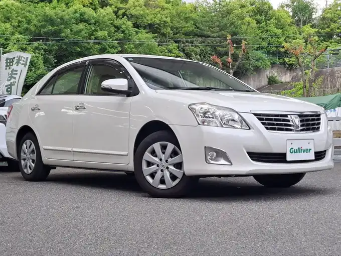 新着情報“プレミオ1．5F Lパッケージ”2014年式ホワイトパールクリスタルシャイン入荷しました！