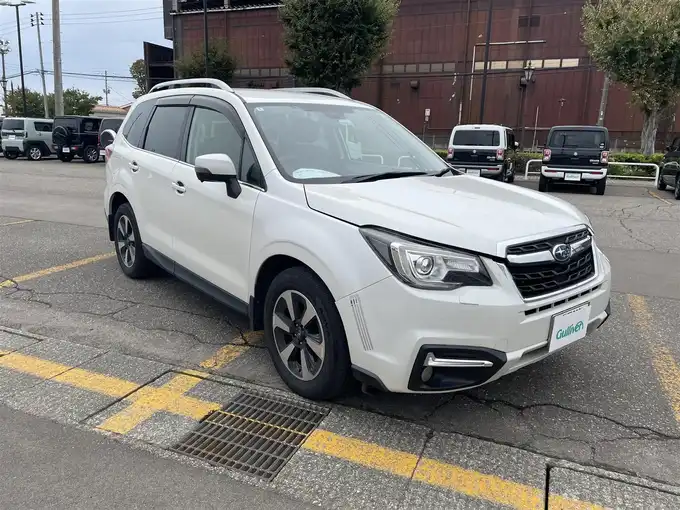 新着情報“フォレスターX－ブレイク”2016年式クリスタルホワイトP入荷しました！