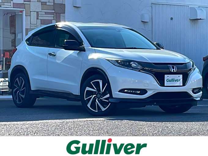 新着情報“ヴェゼルRS・ホンダセンシング”2017年式ホワイトオーキッドパール入荷しました！