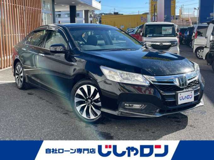 新着情報“アコードハイブリッドEX”2015年式プレミアムスパークルブラックパール入荷しました！