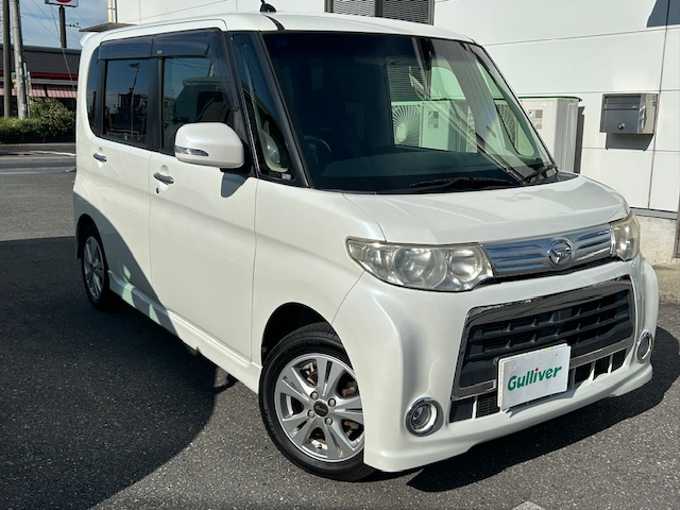 新着情報“タントカスタムRS”2013年式パールホワイトⅢ入荷しました！