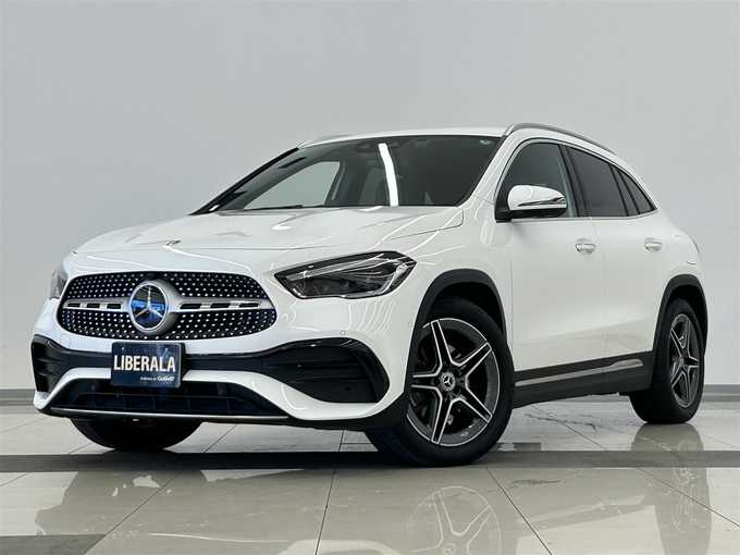 新着情報“ＧＬＡクラスGLA200d 4マチック”2020年式ポーラホワイト入荷しました！
