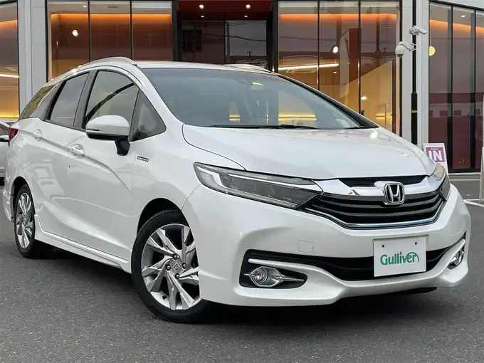 新着情報“シャトルハイブリッドZ”2015年式ホワイトオーキッドパール入荷しました！