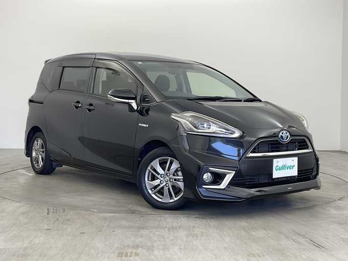 新着情報“シエンタハイブリッドG”2016年式ブラックマイカ入荷しました！