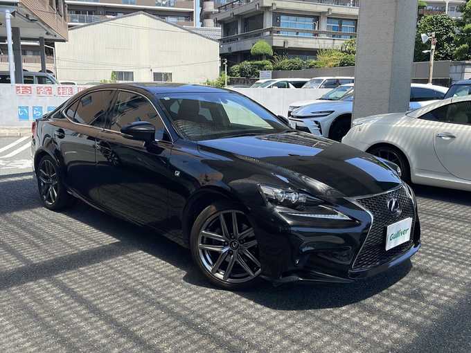 新着情報“ＩＳIS300h Fスポーツ”2013年式スターライトブラックガラスフレーク入荷しました！