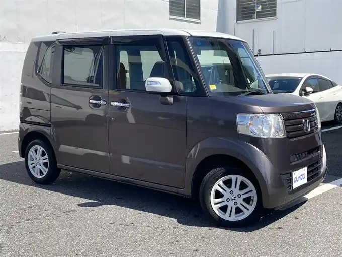 新着情報“Ｎ－ＢＯＸ2トーンカラースタイル G特別仕様車SSパッケージ”2015年式茶Ⅱ入荷しました！