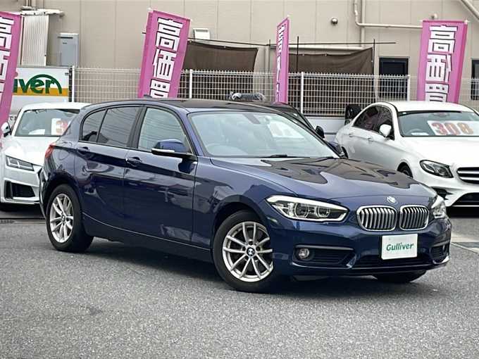 新着情報“１シリーズ118i”2015年式ディープシーブルー入荷しました！