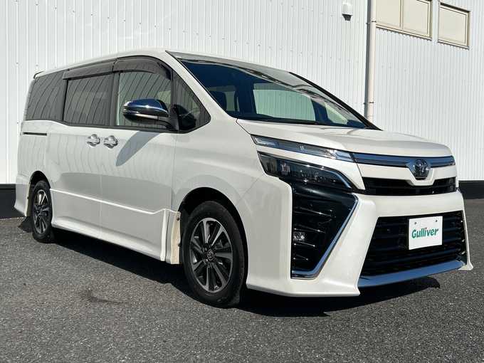 新着情報“ヴォクシーZS 煌Ⅲ”2020年式ホワイトパールクリスタルシャイン入荷しました！