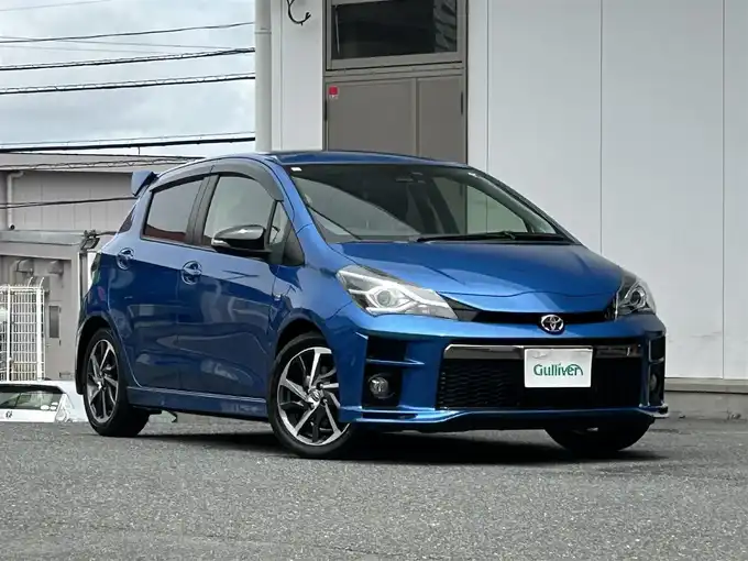 新着情報“ヴィッツGRスポーツ”2019年式コバルトブルーメタリック入荷しました！