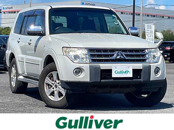 新着情報“パジェロロング GR”2009年式ウォームホワイトパール入荷しました！