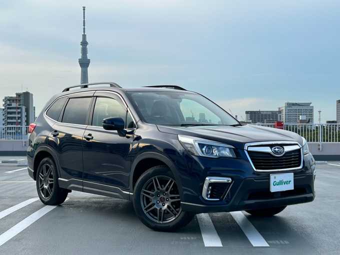 新着情報“フォレスタープレミアム”2018年式ダークブルーパール入荷しました！