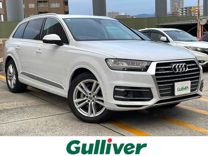 新着情報“Ｑ７55TFSIクワトロアダプティブエアサスペンション仕様”2019年式パール入荷しました！