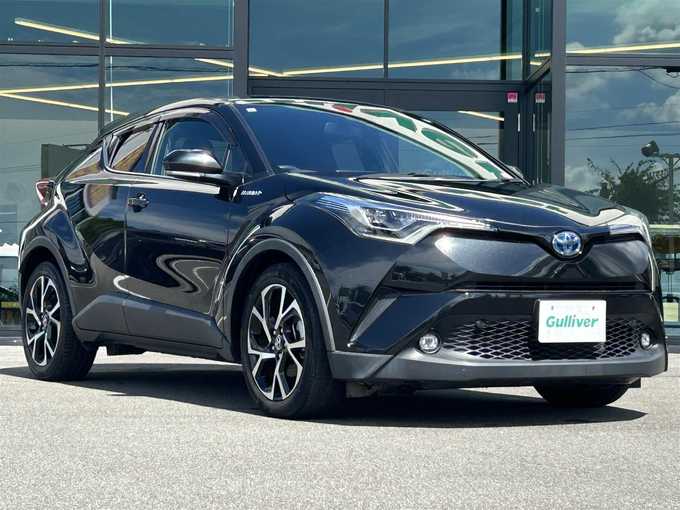 新着情報“Ｃ－ＨＲG”2019年式ブラックマイカ入荷しました！