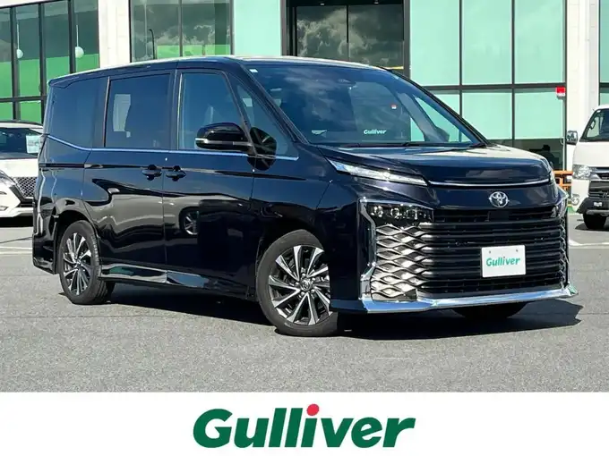 新着情報“ヴォクシーS－Z”2023年式スパークリングブラックパールクリスタルシャイン入荷しました！