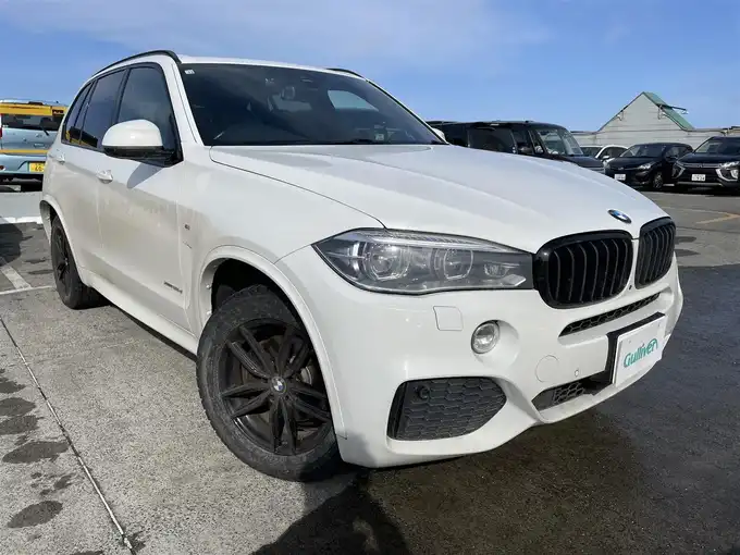 新着情報“Ｘ５xDrive 35d Mスポーツ”2016年式アルピンホワイトⅢ入荷しました！