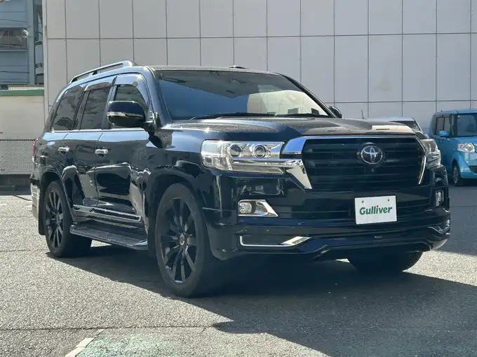 新着情報“ランドクルーザーZX”2017年式ブラック入荷しました！