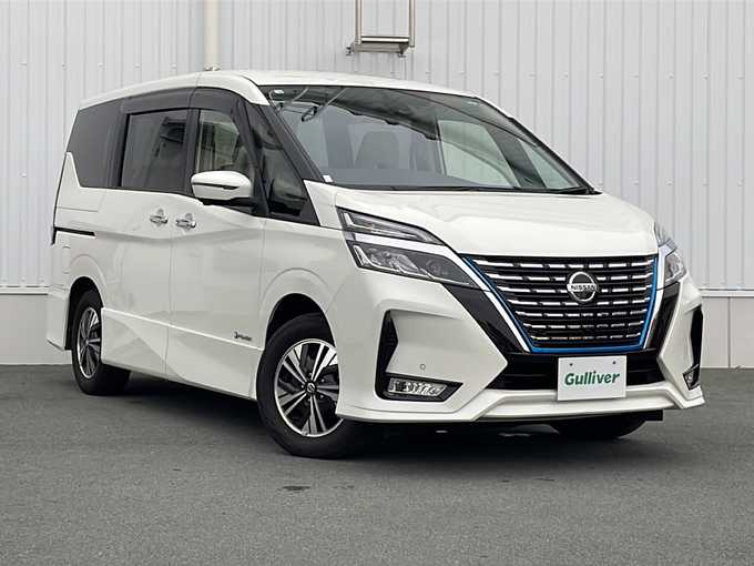 新着情報“セレナe－パワー ハイウェイスターV”2020年式ブリリアントホワイトパール入荷しました！
