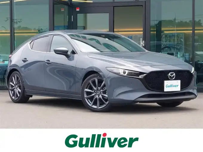 新着情報“ＭＡＺＤＡ３ファストバックXプロアクティブ ツーリングセレクション”2020年式ポリメタルグレーM入荷しました！