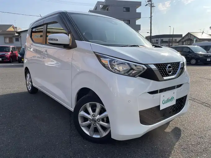 新着情報“デイズX”2022年式ホワイトパール入荷しました！