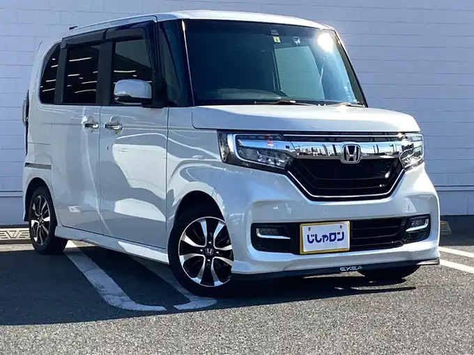 新着情報“Ｎ ＢＯＸG L ターボ ホンダセンシング”2018年式プラチナホワイトパール入荷しました！