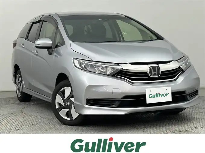 新着情報“シャトルハイブリッド ホンダセンシング”2019年式ルナシルバーM入荷しました！